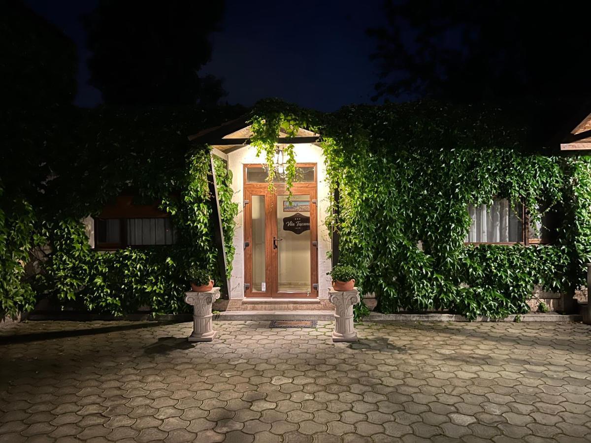 Vila Toscana Тимишоара Экстерьер фото