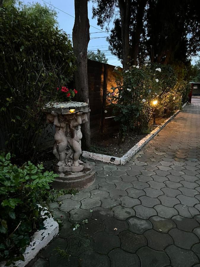 Vila Toscana Тимишоара Экстерьер фото